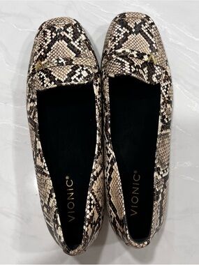 Vionic Women's Willa II Loafers Size 8.5 Leather Orthotics Arch Support Comfort